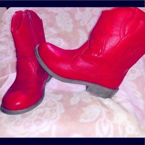Red cowgirl boots ❤️